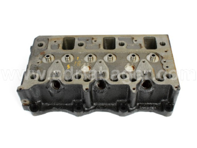 8-97163401-0, Glava cilindra za motor 3LD1