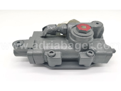 9266180, Regulator črpalke za stroj ZX200-5A